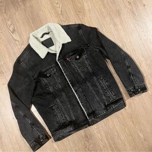 Levi's Black Stone Wash Sherpa Denim Jacket size Large